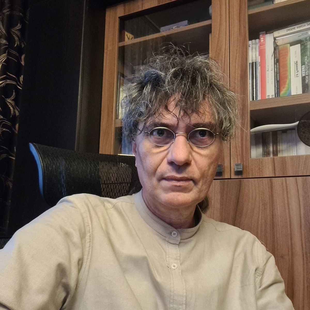 Acasa adrian vidrascu
